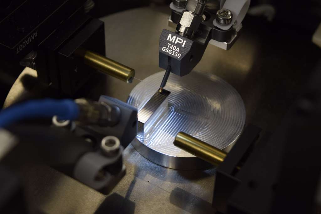 Microwave & Photonics Lab